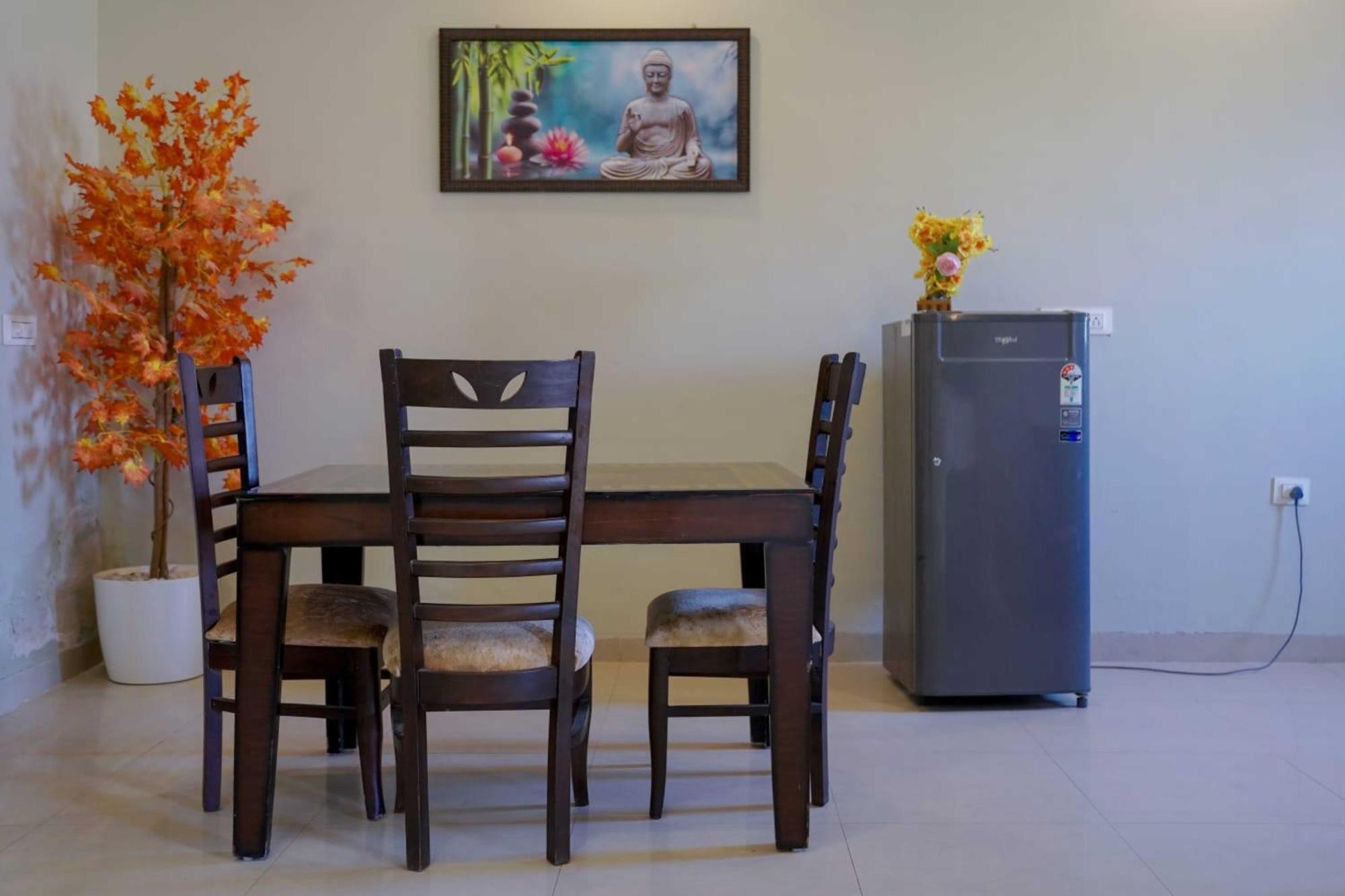Vrindavan Dreams Hotel And Suites Exteriér fotografie